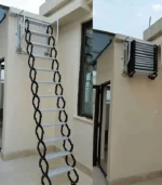 ⁦سلم منسدل معلق على الحائط قابل للطى <strong>ارتفاع 3.6 متر</strong>⁩ - الصورة ⁦3⁩